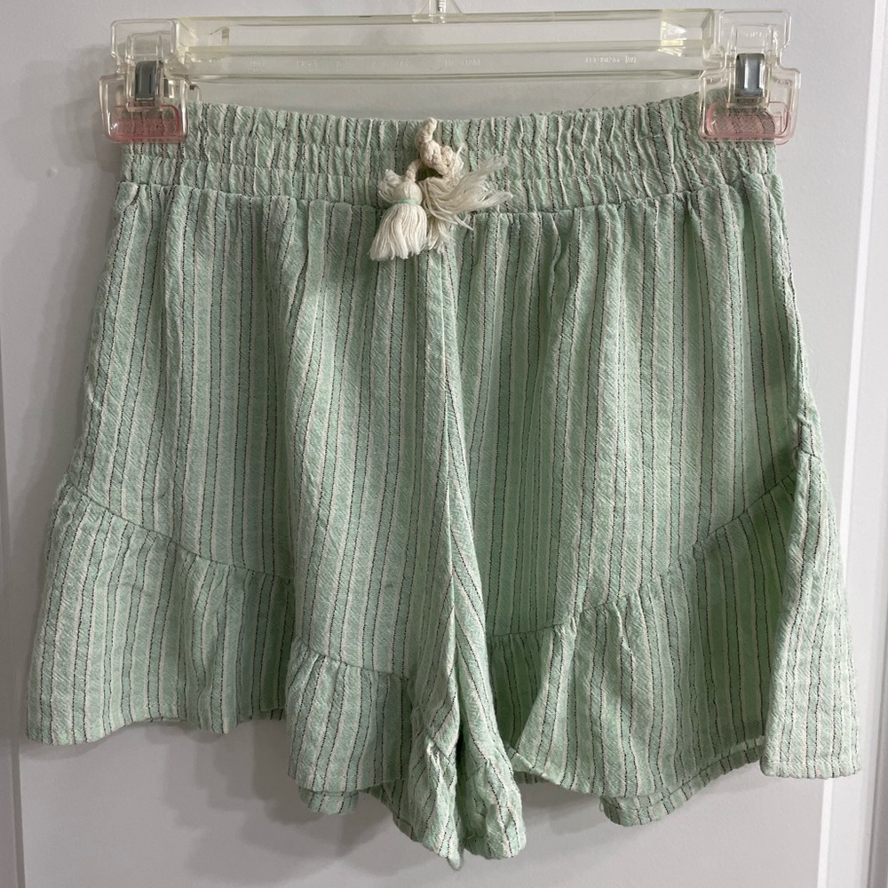 Girls Art Class ruffled shorts size medium